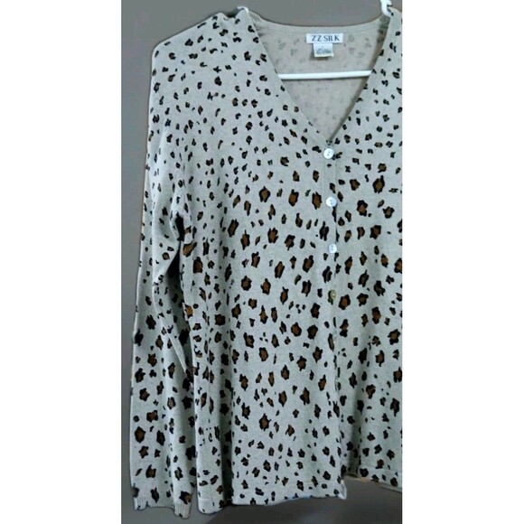 ZZ Silk Women's L Leopard Print Silk Cashmere Cardigan Button Front Y2K Retro - Picture 2 of 8